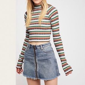 We The Free People Zip It Up Denim
Mini Jean Skirt, size 28